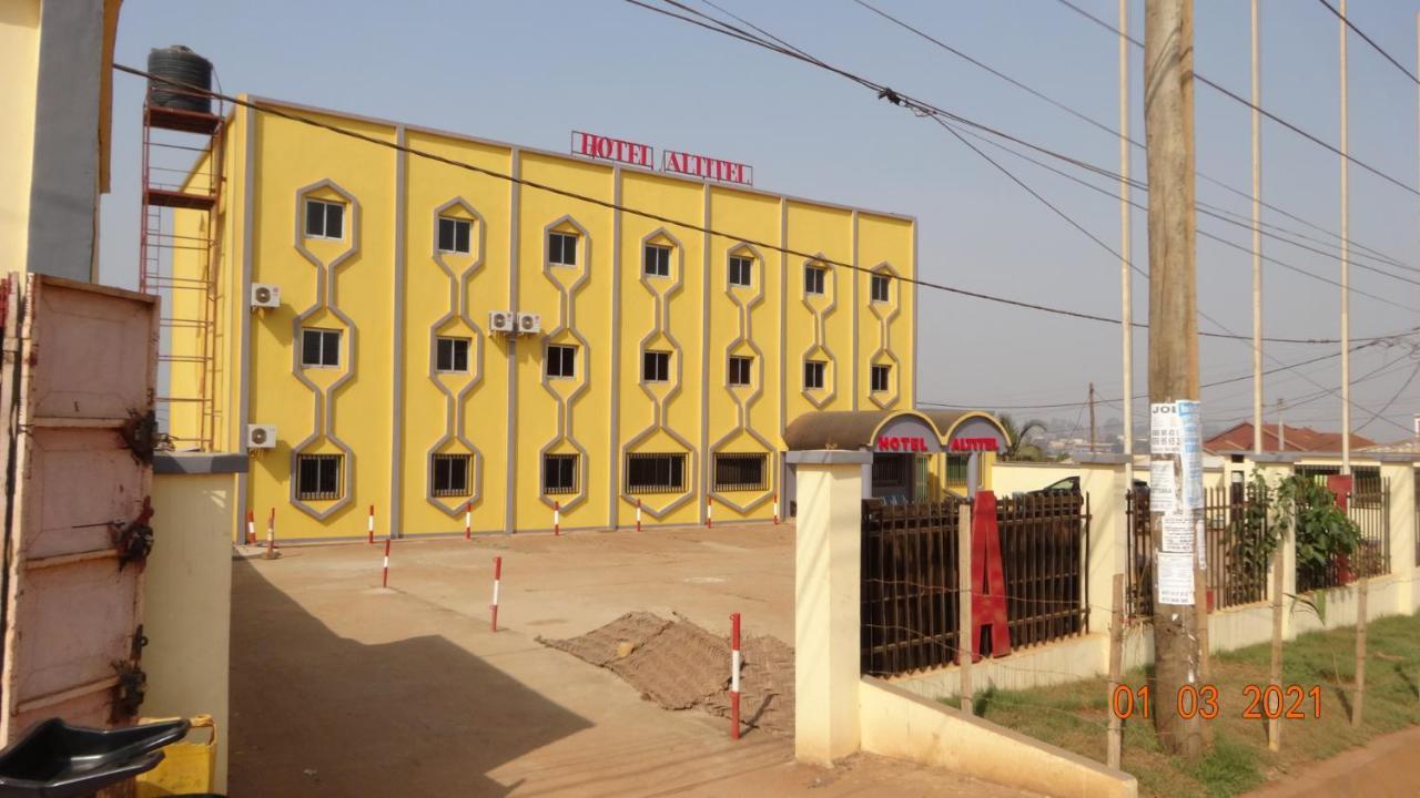 Hotel Altitel Bafoussam Exteriér fotografie