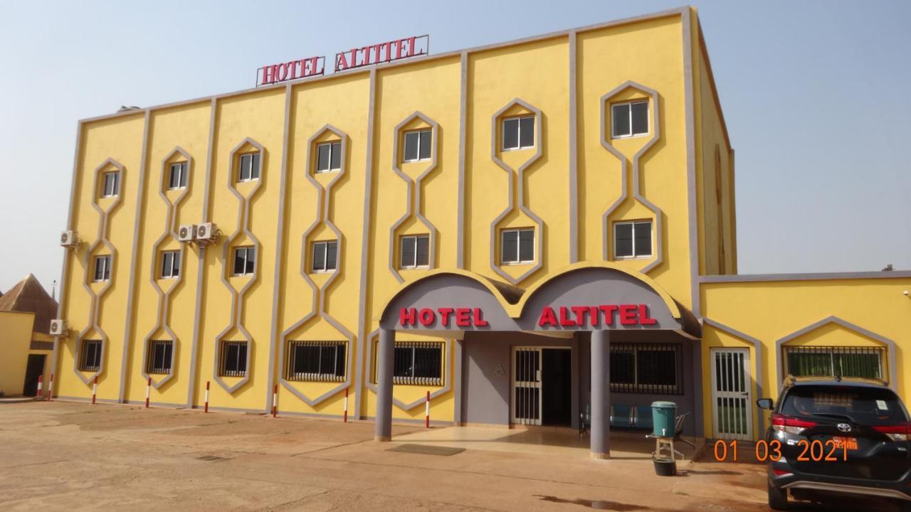 Hotel Altitel Bafoussam Exteriér fotografie