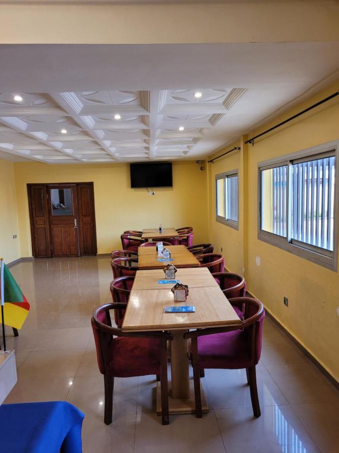 Hotel Altitel Bafoussam Exteriér fotografie