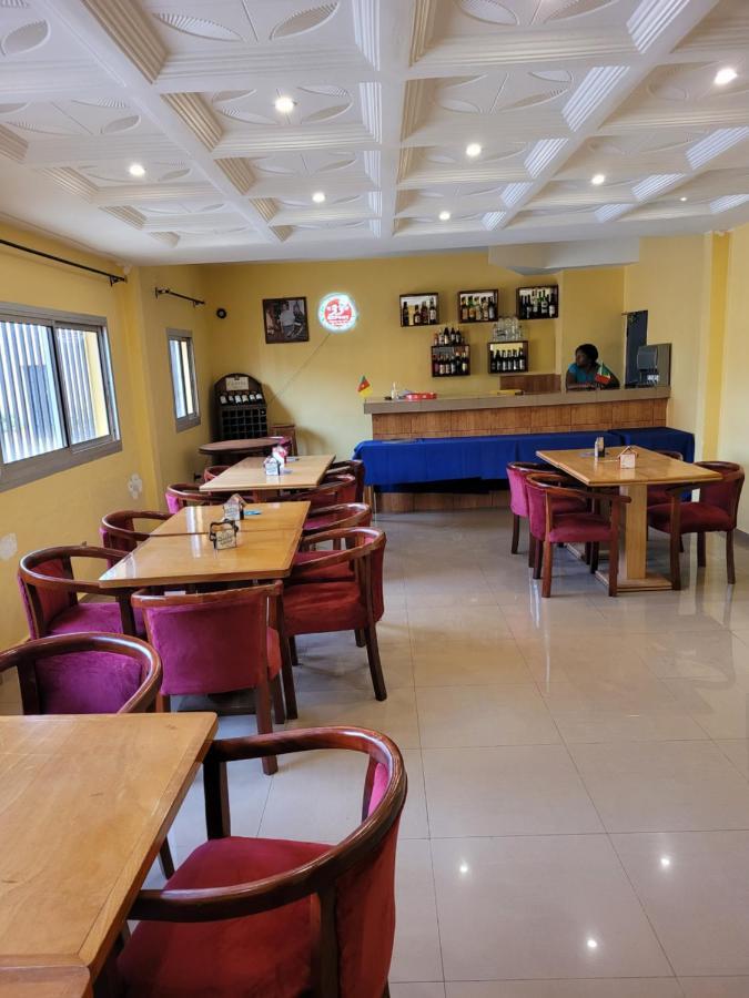 Hotel Altitel Bafoussam Exteriér fotografie