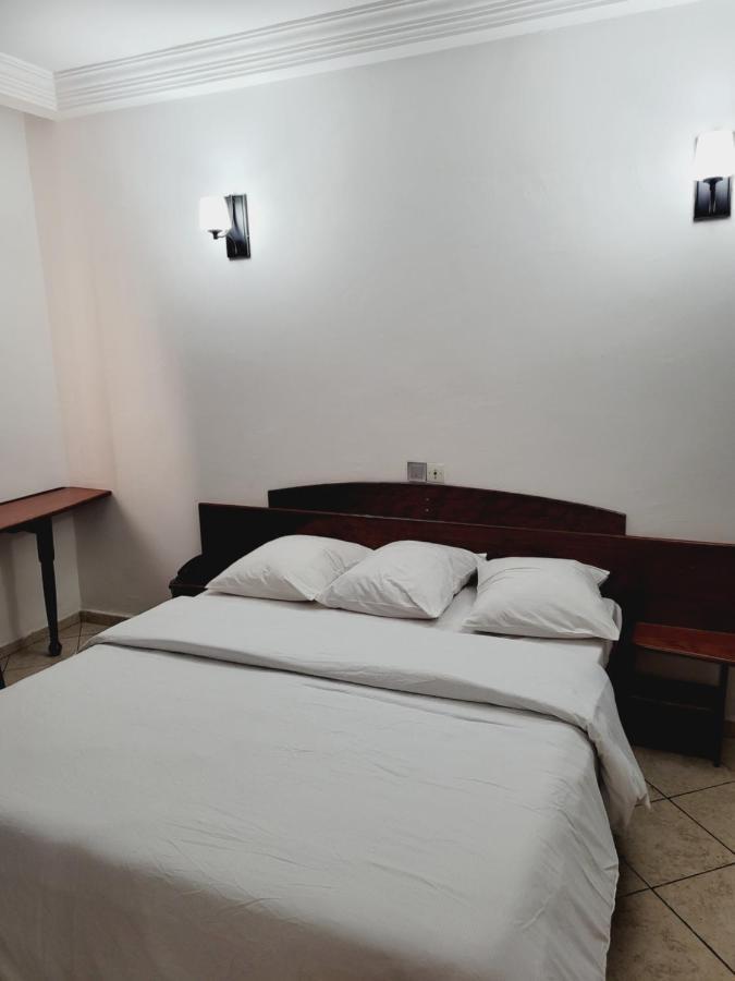 Hotel Altitel Bafoussam Exteriér fotografie
