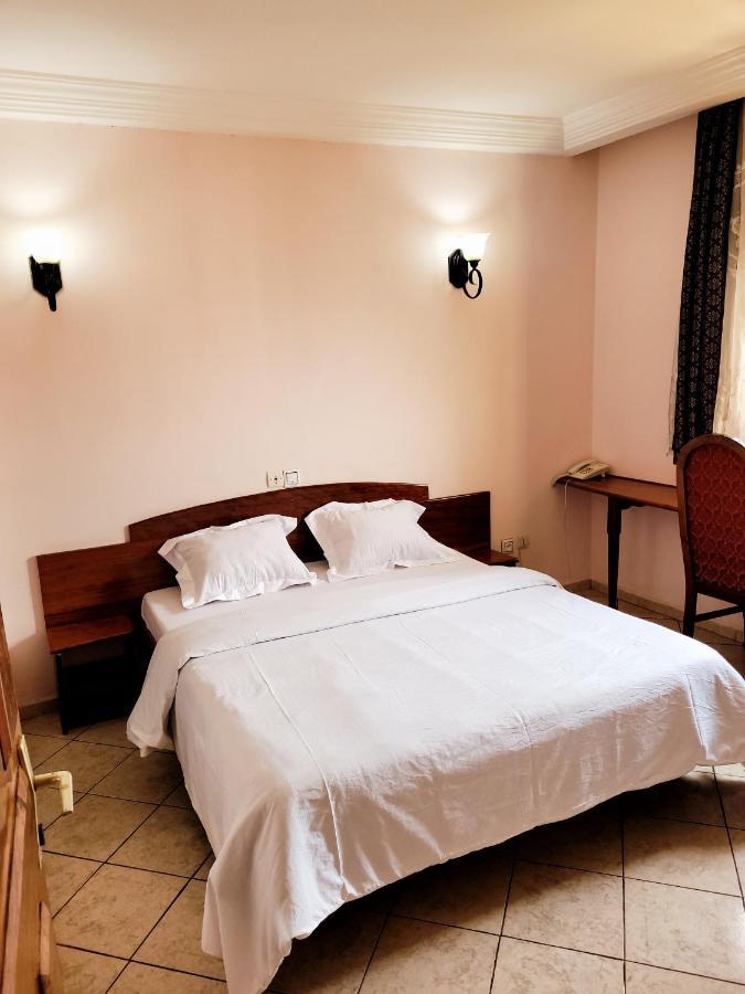 Hotel Altitel Bafoussam Exteriér fotografie